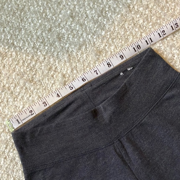 🧘🏻‍♀️ CITY STREETS SIZE XS GRAY LEGGINGS - Picture 8 of 10